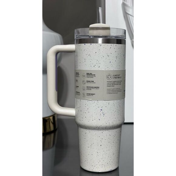 Stanley Quencher H2.0 FlowState Tumbler 30oz, CREAM SPECKLE - Picture 2 of 4